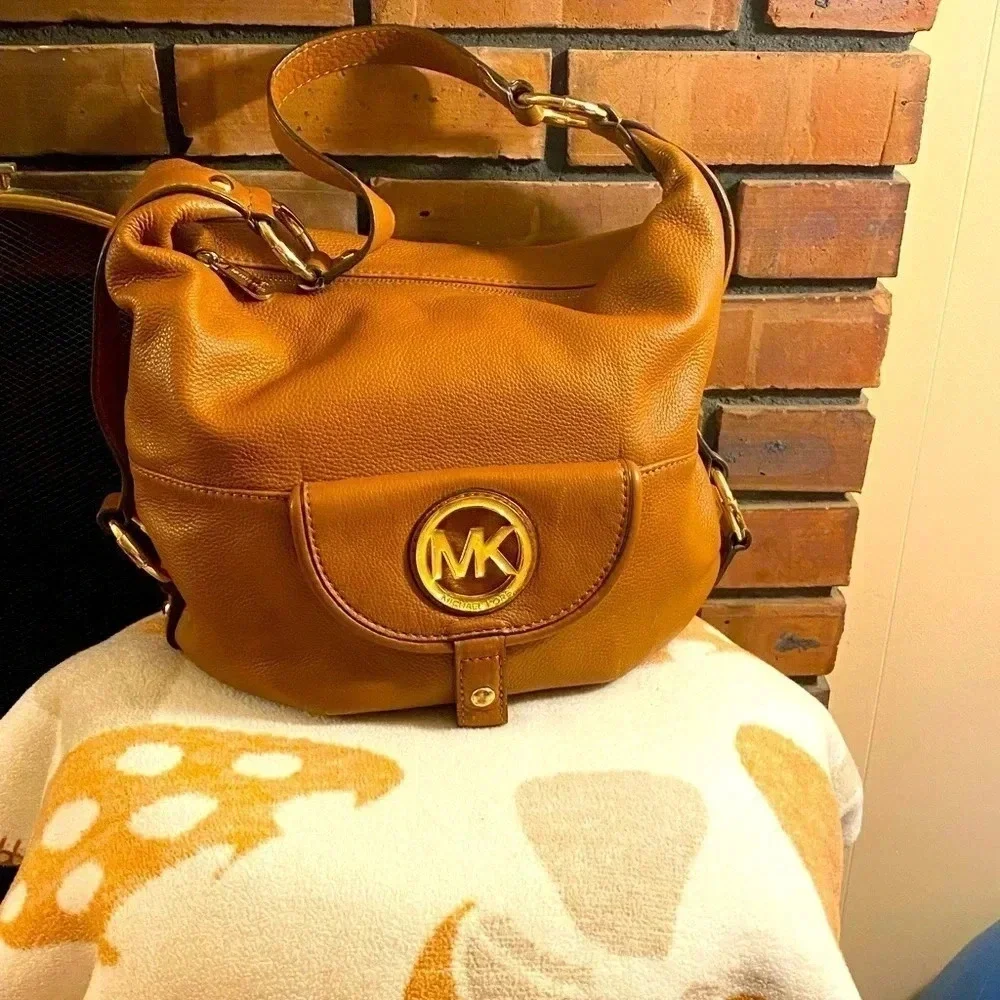 Michael Kors Fulton Leather Tote